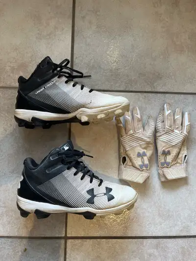 Under Armour Baseball Cleats (Sz. 4.5Y), View more