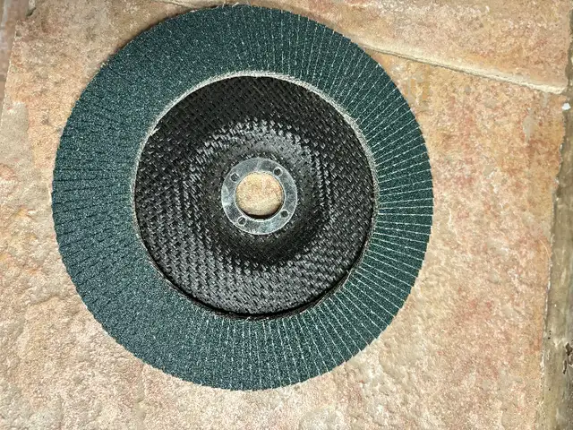 Sanding Discs in Power Tools in Oakville / Halton Region - Image 5