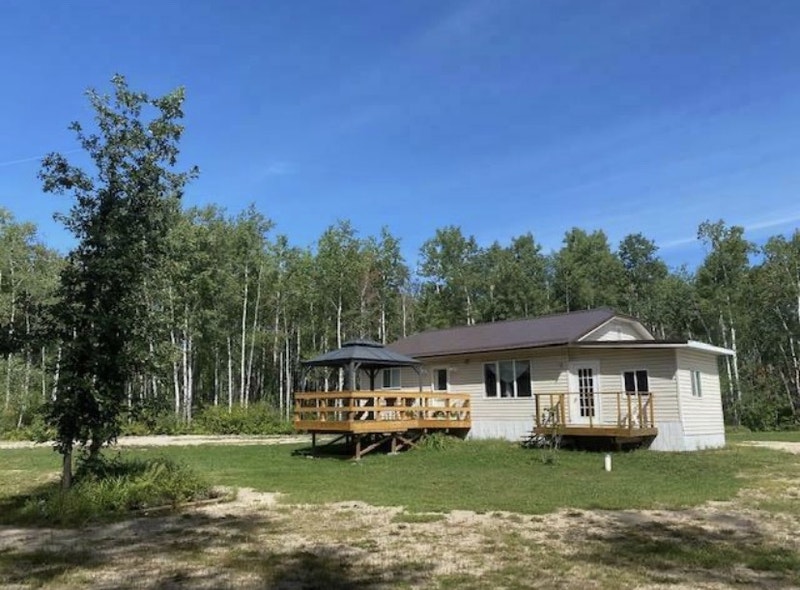 Yearround Home for Rent in Grand Beach area (Long Term only) Long