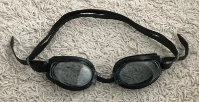 Swimming goggles unisex free size new!, View more