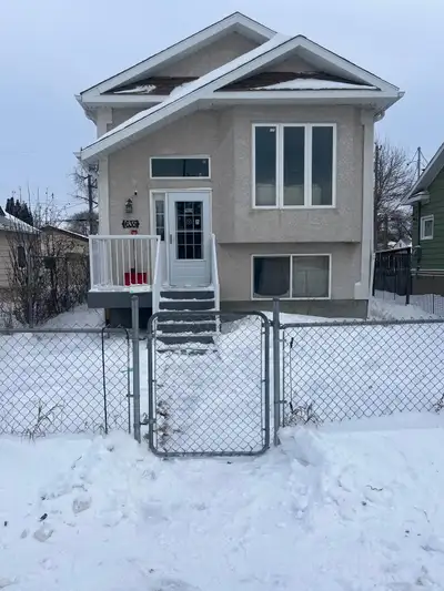 Open concept house : Main floor with two bedrooms, one full bathroom, 3 storages, kitchen and living...