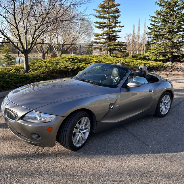 BMW Z4 Roadster 3.0 Convertible  in Cars & Trucks in Calgary - Image 3