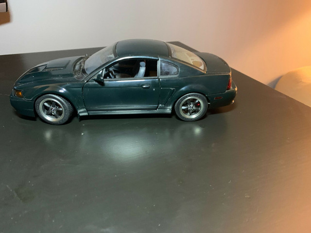 1/18 AUTOART 2001 Ford Mustang GT Bullit  green dans Art et objets de collection  à Ouest de l’Île - Image 2
