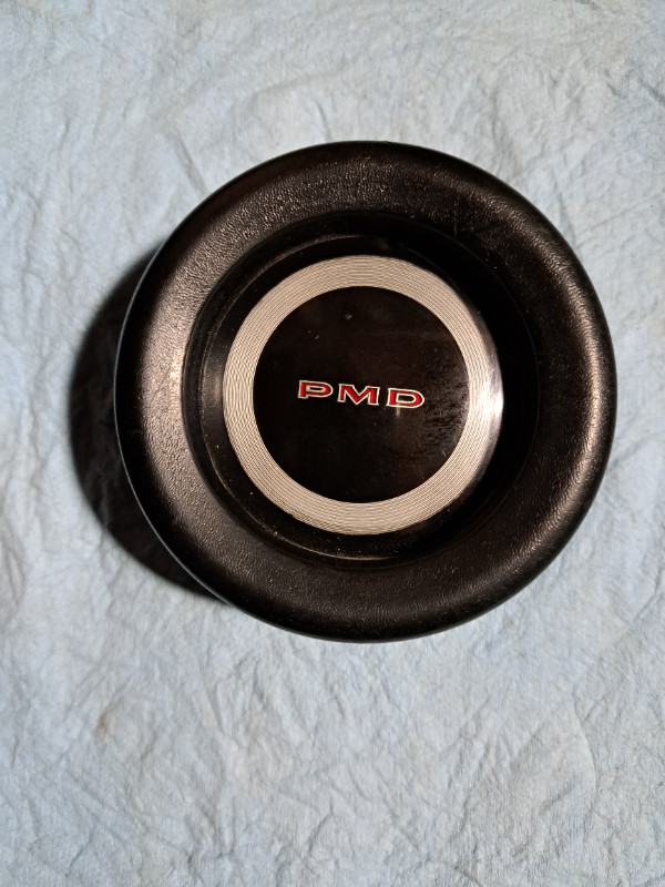 PMD custom sport steering wheel horn button 1969-72 GTO. in Other Parts & Accessories in Saskatoon