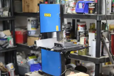 9" Mastercraft band saw - used for one hardwood floor installation only, with less than 2 hours of t...