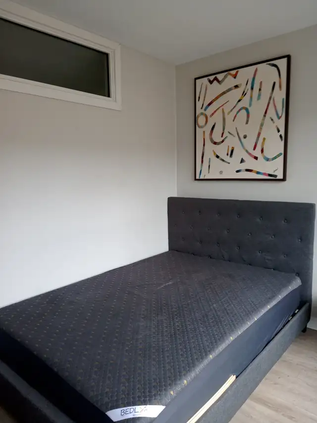 Ideal for male student or youth- 6 months or more in Room Rentals & Roommates in Ottawa - Image 6