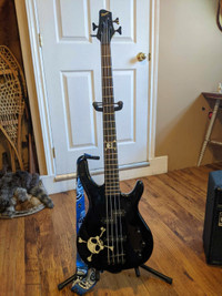 Fender Squier Bass Guitar / Amp / Case