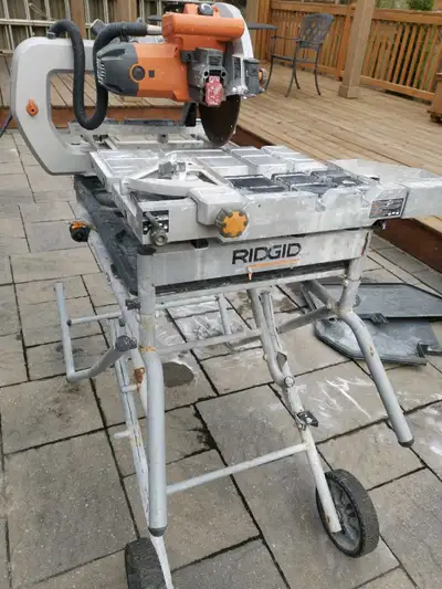 RIDGID 10-inch Wet Tile Saw, View more