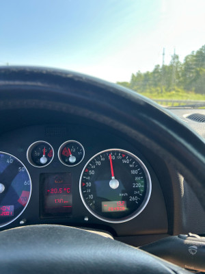 2000 Audi TT Quattro 