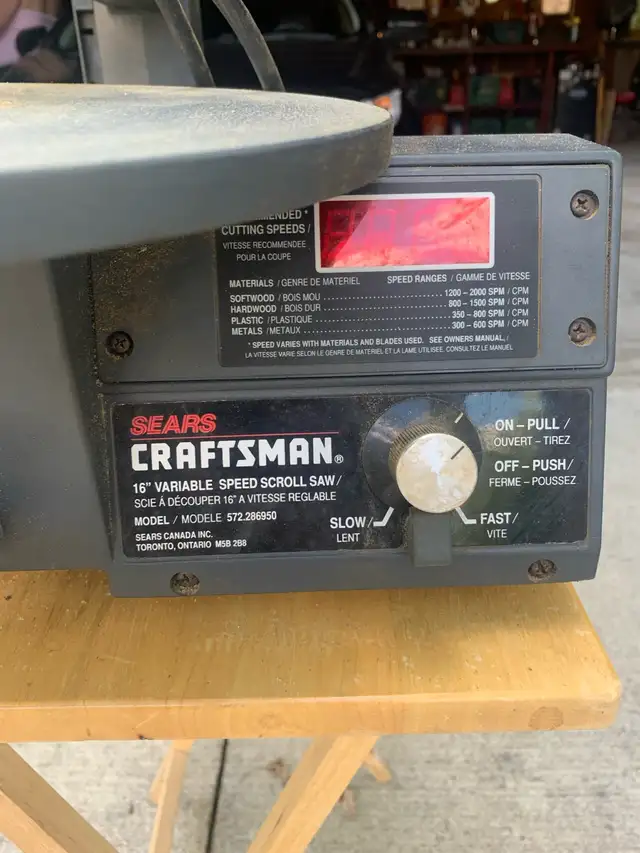 Craftsman 16” Variable Scroll Saw in Power Tools in London - Image 3