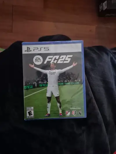 FC25 game for the ps5, View more