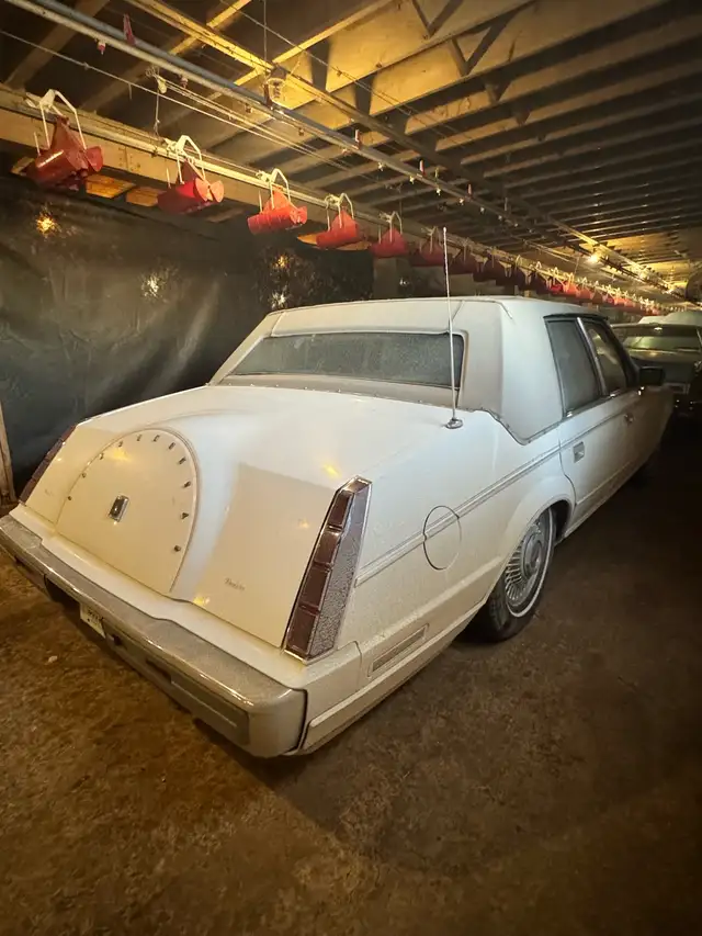 4 Classis Cars for sale- Barn Clearing  in Classic Cars in Kitchener / Waterloo - Image 8