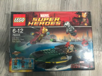 Lego 76006: Iron Man: Extremis Sea Port Battle (2013)