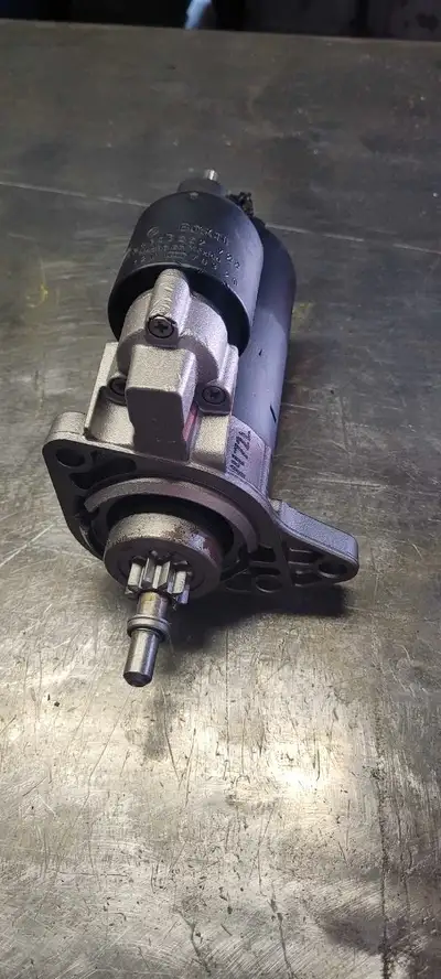 I'm selling a starter for a VW from 1992-98. In rebuilt condition. Im asking $100 oem # 0 001 110 07...