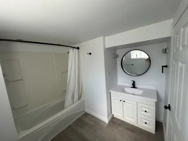 RENOVATED 2 BEDROOM NORTH END MAY 1 in Long Term Rentals in Peterborough - Image 7