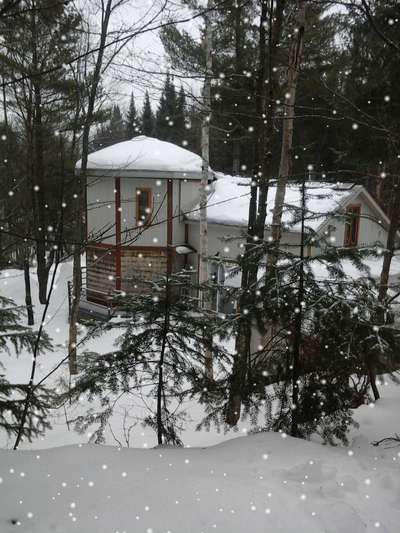VAL-DAVID (Laurentides) Joli Chalet pres pentes de ski -village, View more