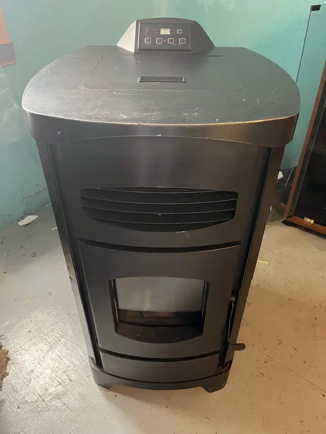 2 Pellet Stoves and Parts in Stoves, Ovens & Ranges in Dartmouth - Image 8