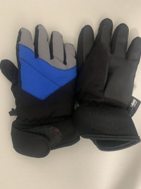 For sale: Used 3m size insulated mittens