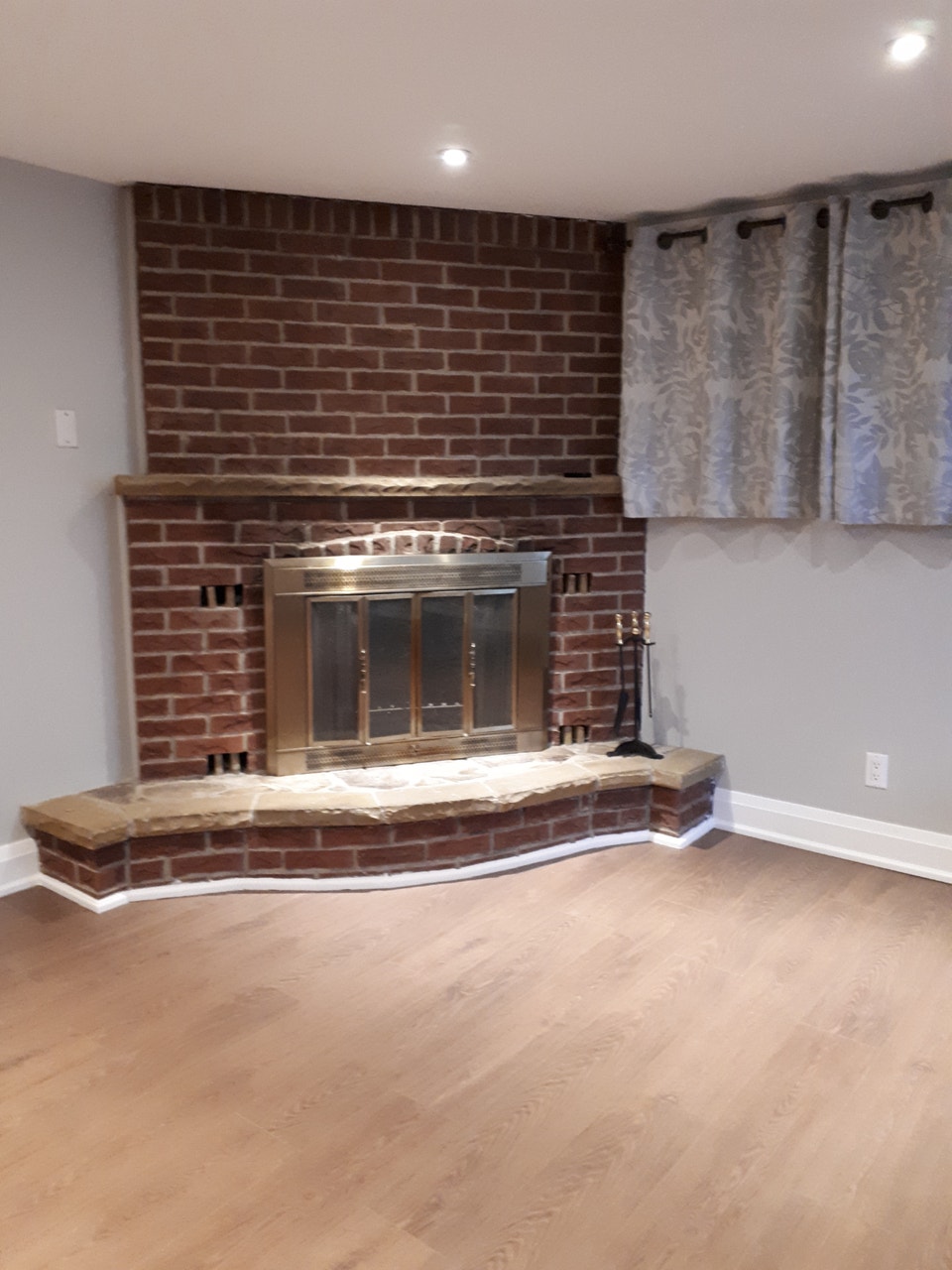 Two Bedroom Basement Apartment For Rent - McCowan/Lawrence 5