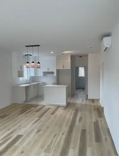 Libre Mars , Avril, juin et juillet