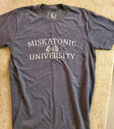 T-Shirt - Miskatonic University - size Small, View more
