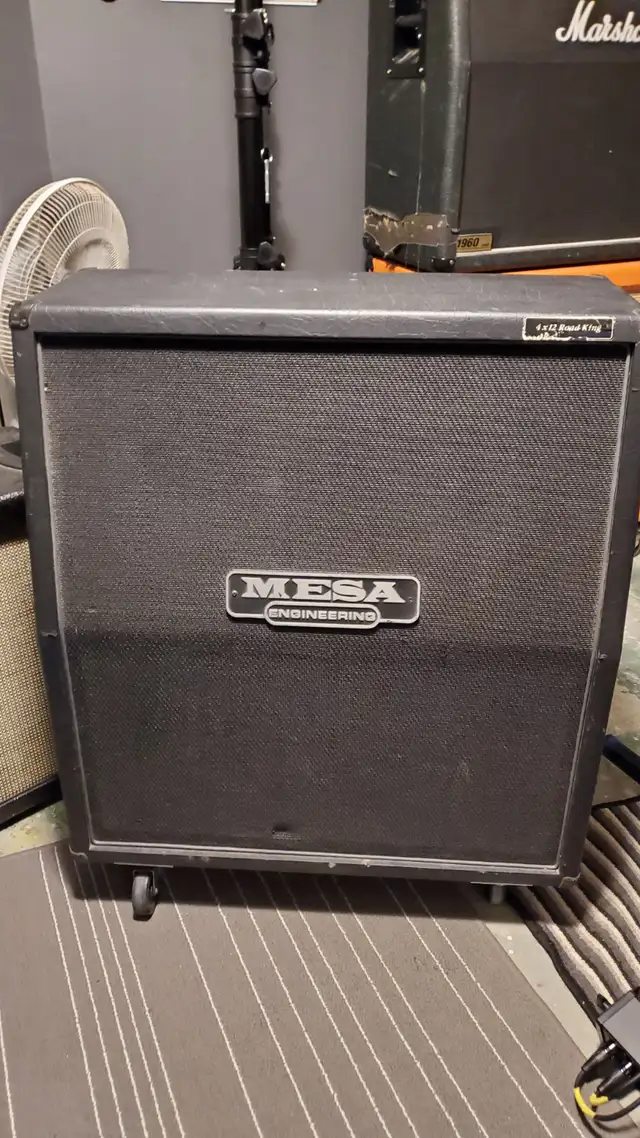 Mesa Road King oversized cab in Amps & Pedals in London - Image 2