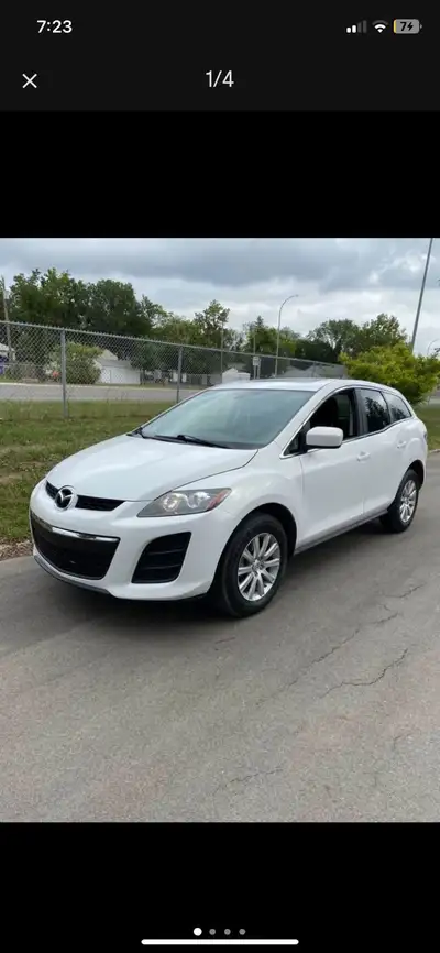 Nice little suv with a low kms 2.5 litre non turbo, leather heated seats, sunroof , recent upgraded...