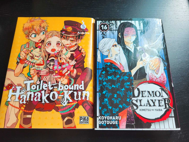 Manga en français (Toilet-bound Hanako-kun + Demon Slayer) dans Bandes dessinées  à Ouest de l’Île
