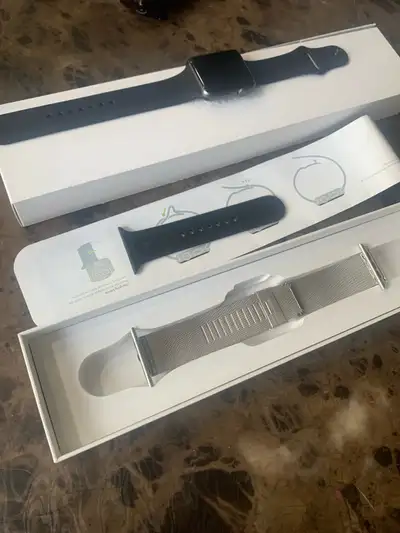 New Apple Watch never used, View more