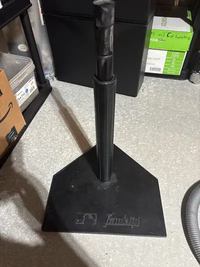 I'm selling a Franklin ball tee, perfect for baseball or softball practice. This tee is used but in...