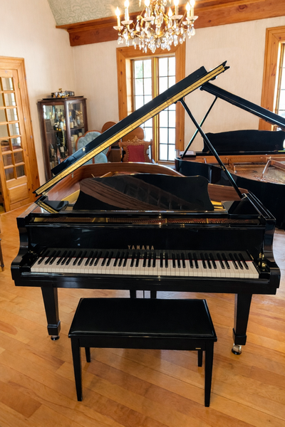 Yamaha C3 (1985–1986) – Piano à queue 6’1, View more