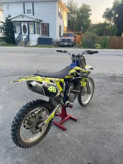 2005 yz450f good condition 0 issues has new leavers and full Fmf exhaust system has about 25 hours o...