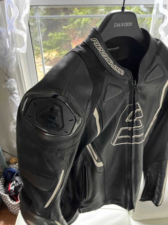 Mens Leather Motorcycle Jacket  in Men's in Cole Harbour - Image 2