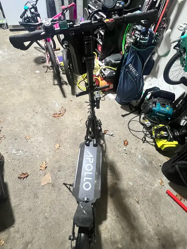 2022 Apollo Ghost Scooter in Scooters & Pocket Bikes in City of Toronto - Image 3