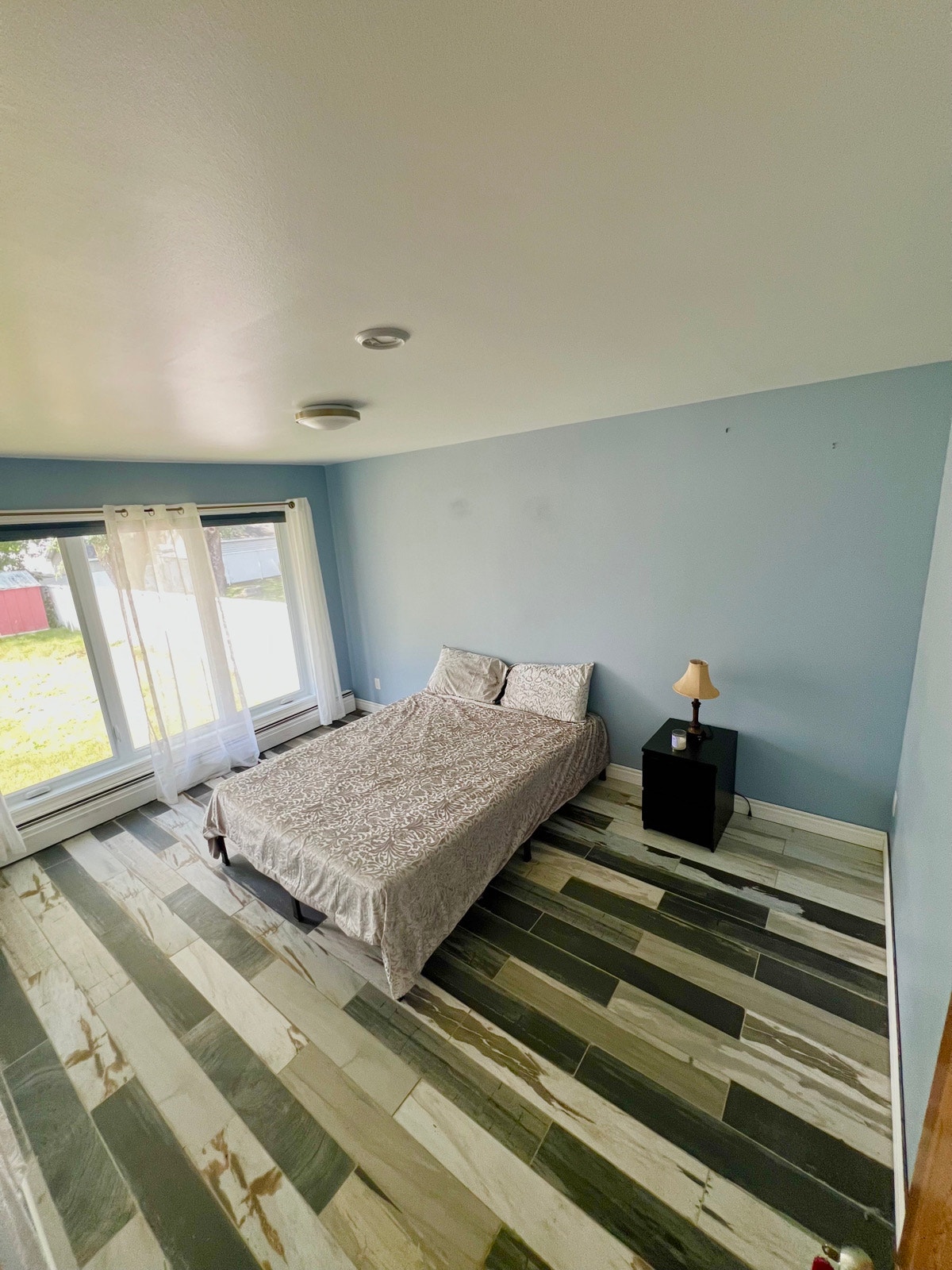 556 Rue St-Charles Borromée N — photo 1