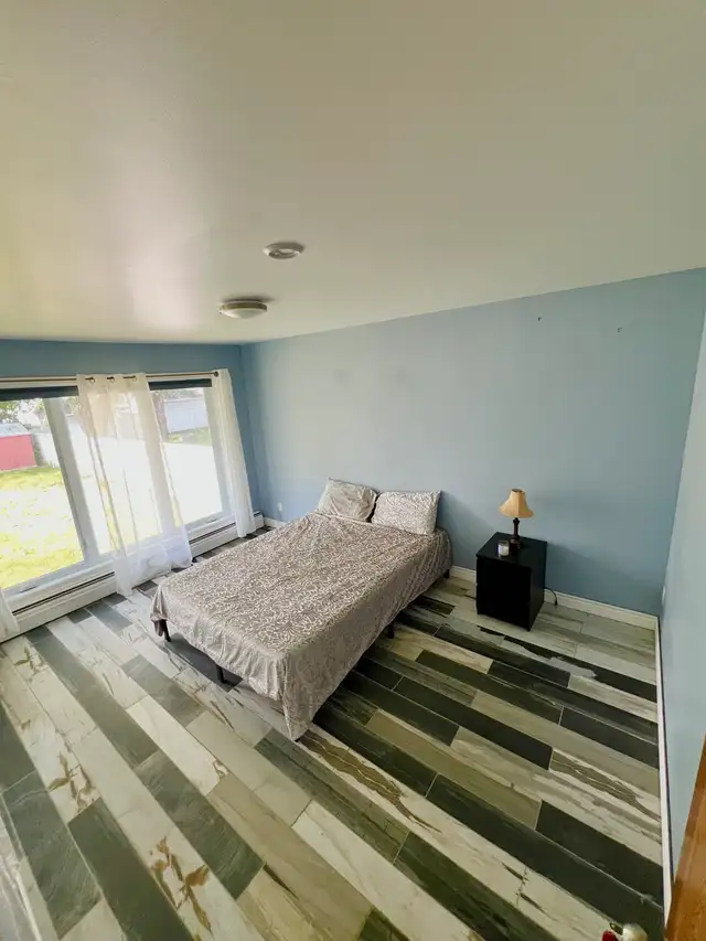 ROOMS FOR RENT