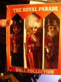 THE ROYAL PARADE- DOLL COLLECTION ( 3 DOLLS ) VINTAGE 1960