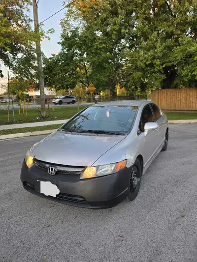 2006 Honda Civic – Great on Gas! Mileage: 295,000 km Reliable and fuel-efficient Perfect for daily d...