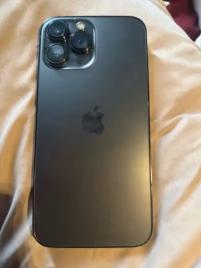 Selling damaged iPhone 13 PM . Battery is 86% . Exterior kept in very good condition. Always had in...