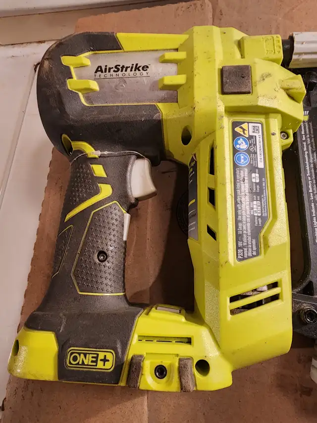RYOBI 18V ONE+ AirStrike 18-Gauge Lithium-Ion Brad Nailer in Power Tools in Windsor Region - Image 8