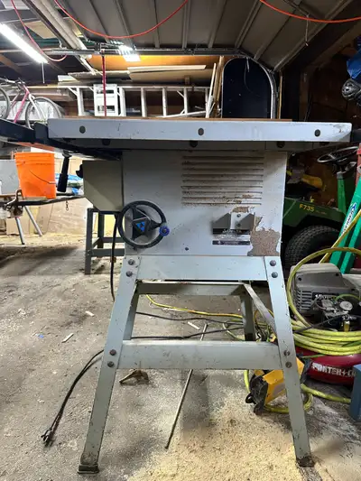 Upgraded to a more industrial grade saw for my shop. Used but well working table saw includes T-Squa...