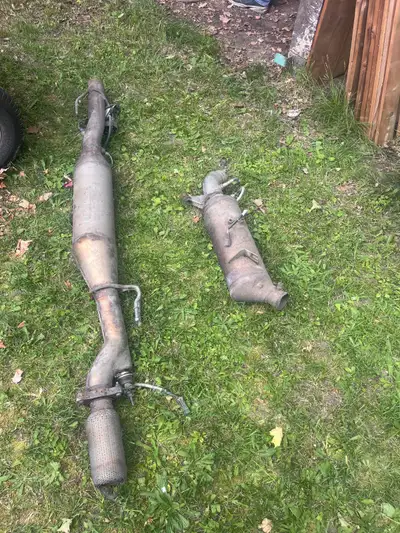 2014 ecodiesel exhaust-$500 Chrome Ram rims with tires that are about 50%-$650 One ram rim in photo...
