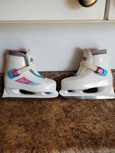 Girl's Skating Shoes, View more