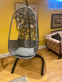 Egg chair