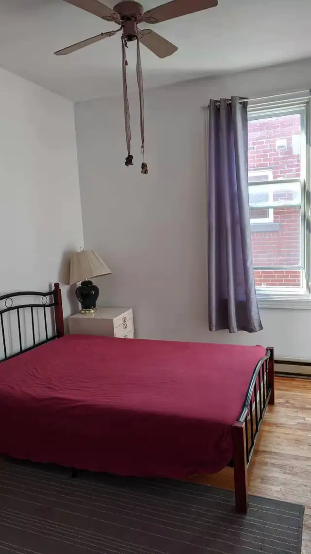 Private room available for daily ,weekly ,monthly
