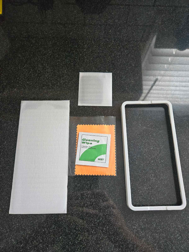 Screen Protector S22+ in Cell Phone Accessories in Sudbury - Image 2