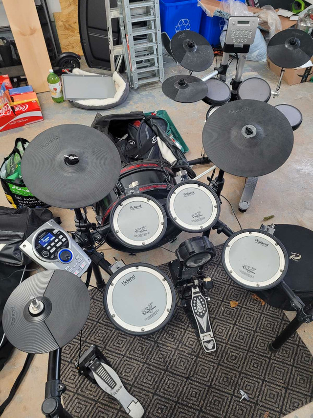 Roland TD 15 for sale. Good condition. Downsizing.  in Drums & Percussion in Cape Breton - Image 2
