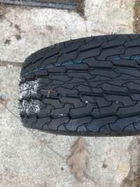 Tire for riding lawnmower 