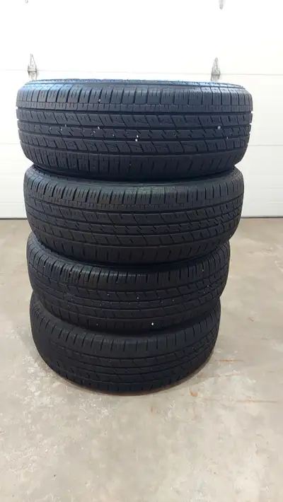 235/65 R17 M+S 4 season tires 4 set 80% new, used for hyundai santa fe SUV. $160 for 4 tires, tires...