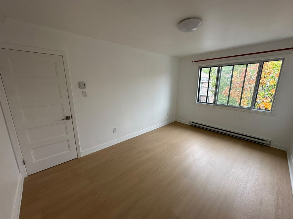 5 ½ à louer – Saint-Michel – 2 050 $/mois 5
